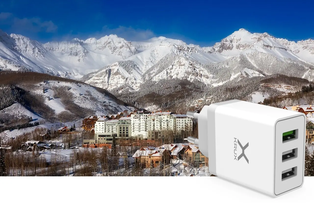 KRUX CHARGER 3xUSB ładowarka sieciowa